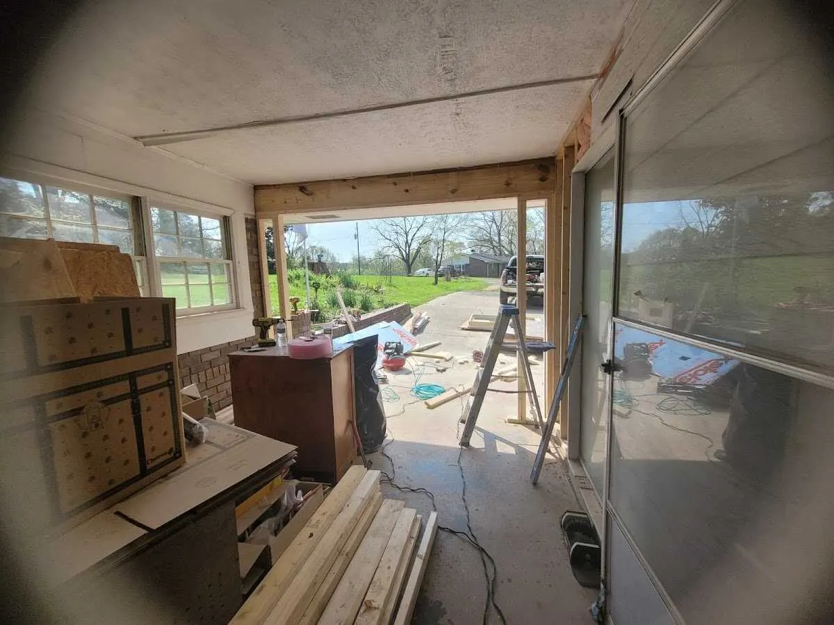 Air movers and dehumidifier for Water Mitigation Services in Gilbert